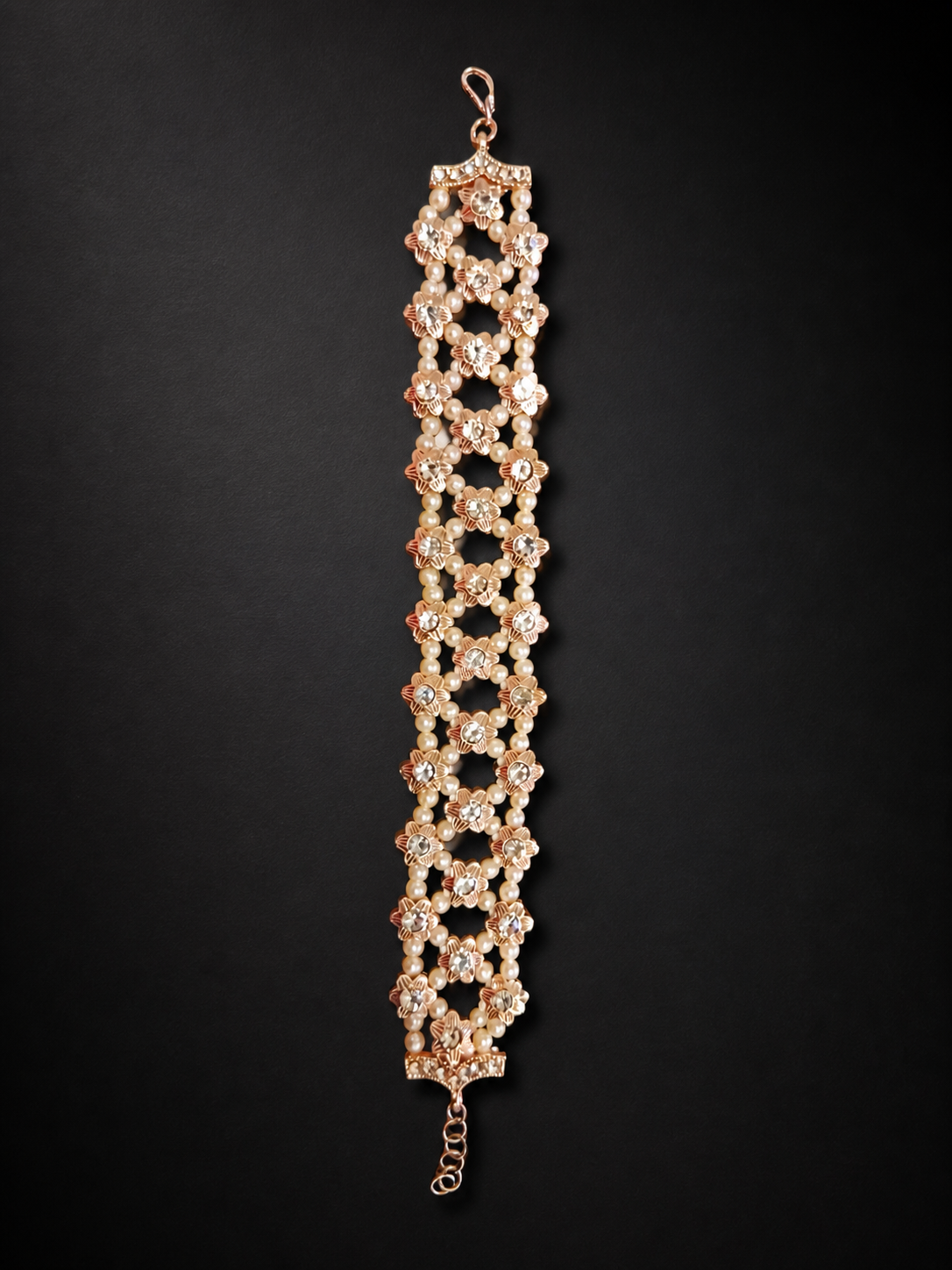 Pulsera artesanal jardín de flores plateado